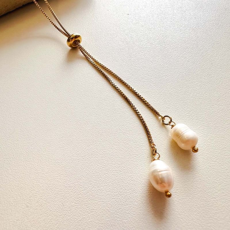 Colar Gravatinha com Pérolas Naturais Banhado a Ouro 18k