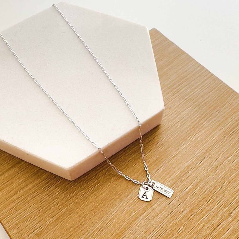 Colar Personalizado Banhado Mini Plaquinhas