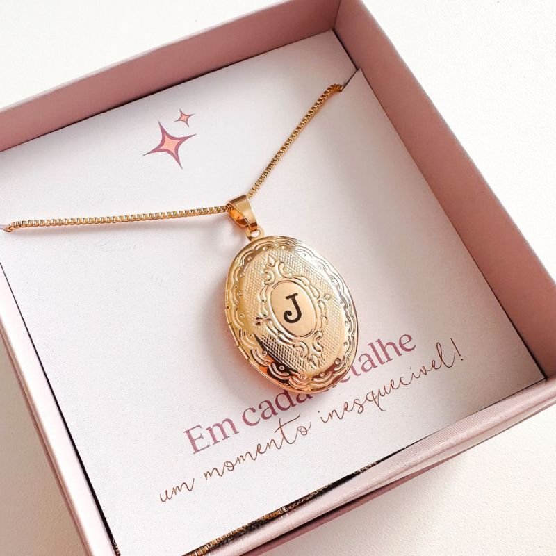 Colar Relicário Personalizado Banhado a Ouro 18k Oval + Foto