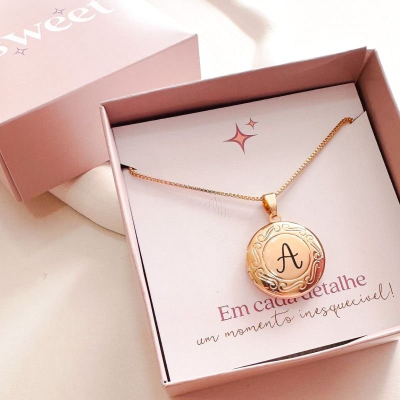 Colar Relicário Personalizado Banhado a Ouro 18k Redondo + Foto