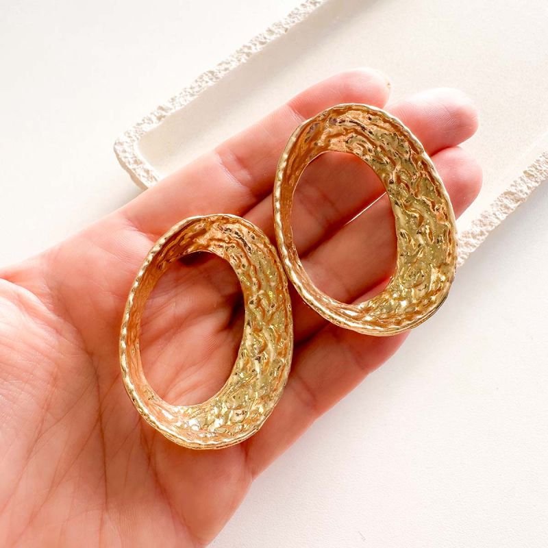 Maxi Brinco Bijuteria Oval Vazado