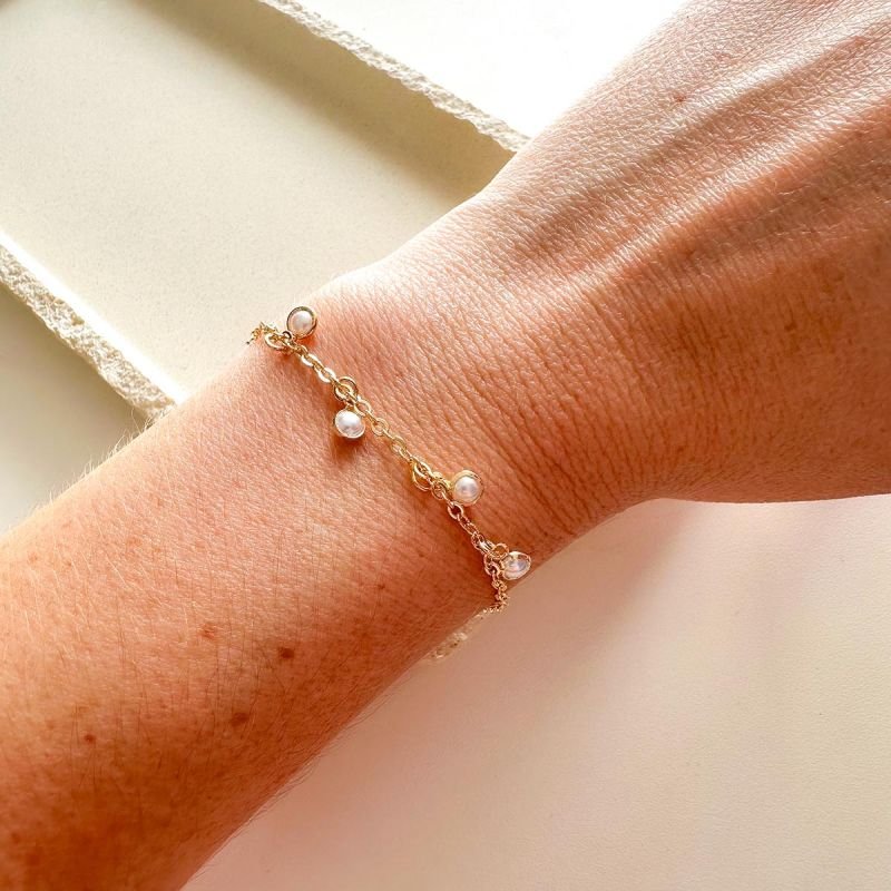 Pulseira Banhada a Ouro 18k Detalhe Pérolas