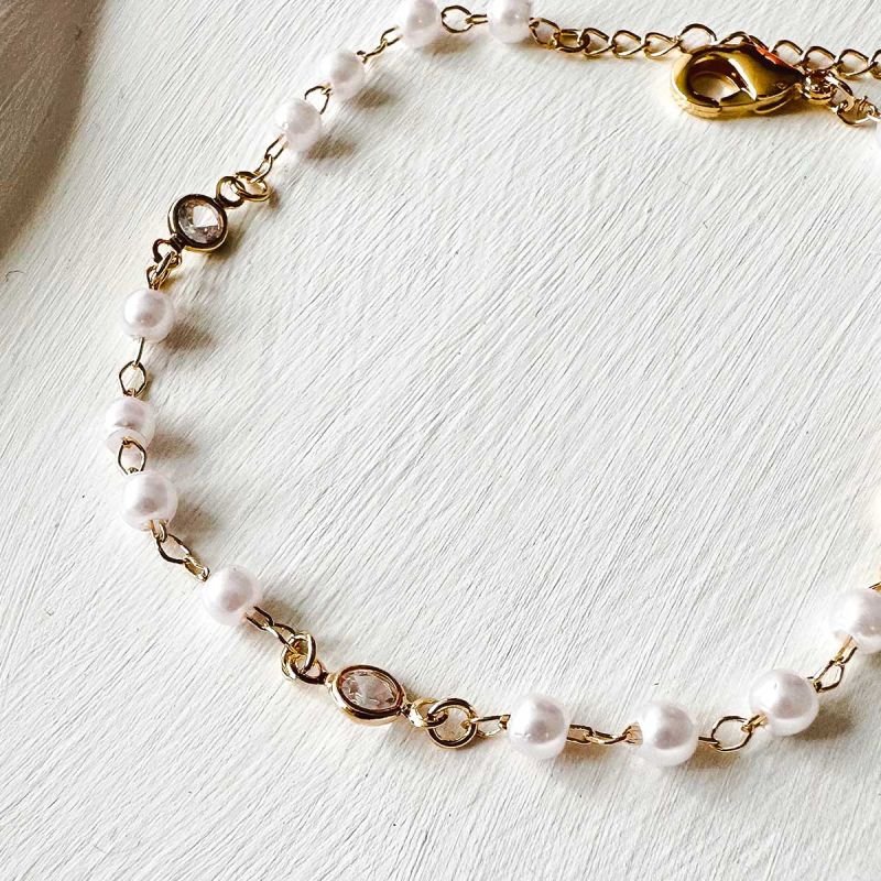 Pulseira Banhada Pérola e Ponto de Luz