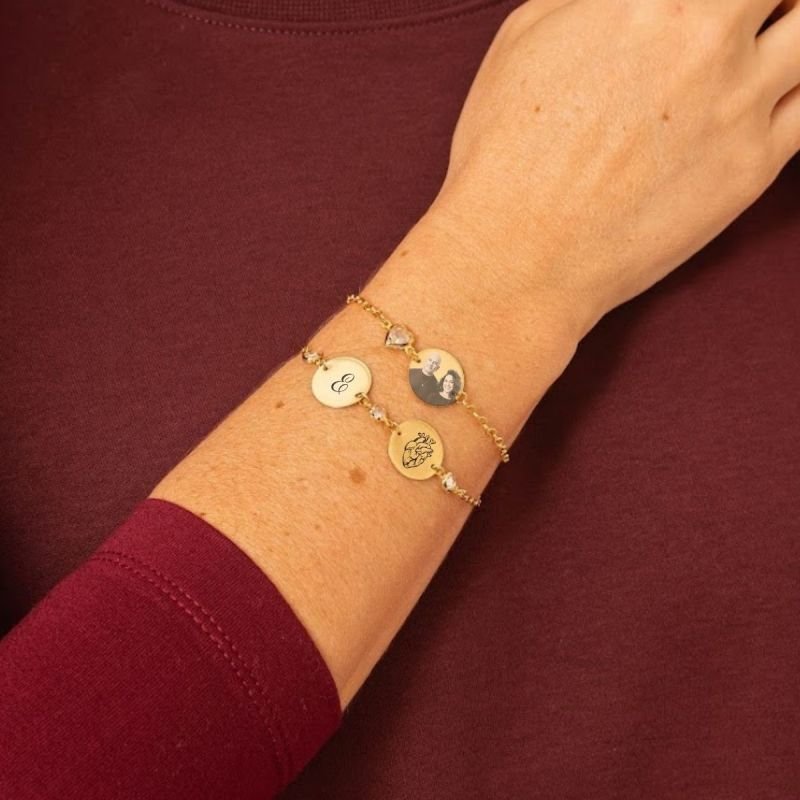 Pulseira Personalizada Medalha Dupla Banhada a Ouro 18k com Cristais